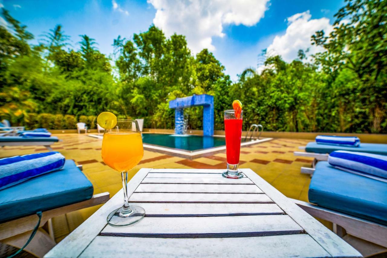 Lemon Tree Wildlife Resort, Bandhavgarh Tāla Buitenkant foto