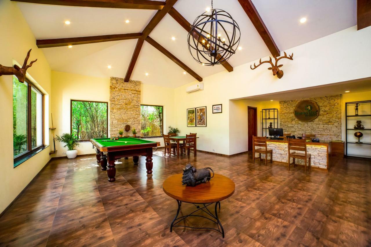 Lemon Tree Wildlife Resort, Bandhavgarh Tāla Buitenkant foto